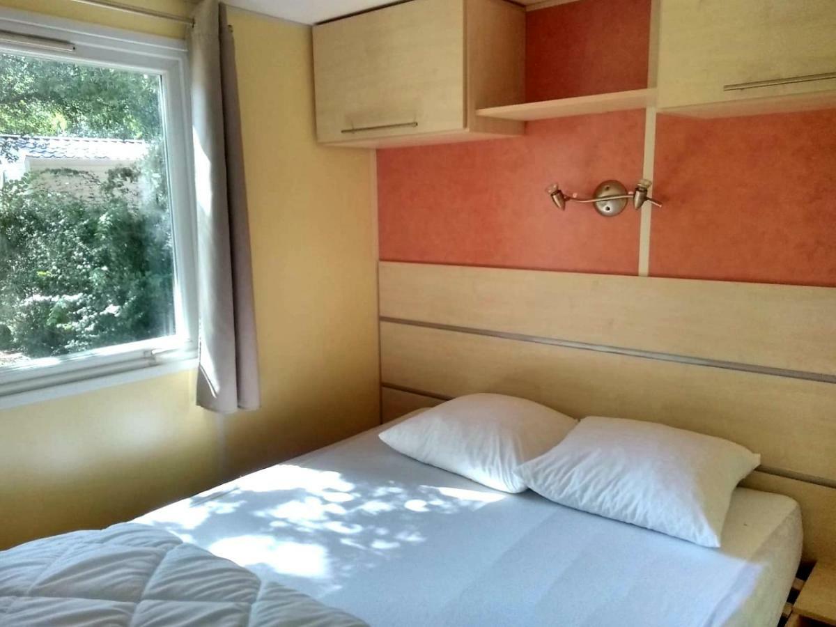 Les Voiles De Laives Hotell Eksteriør bilde